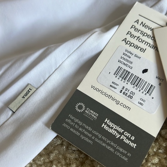 Vuori white skort size small - Picture 2 of 3